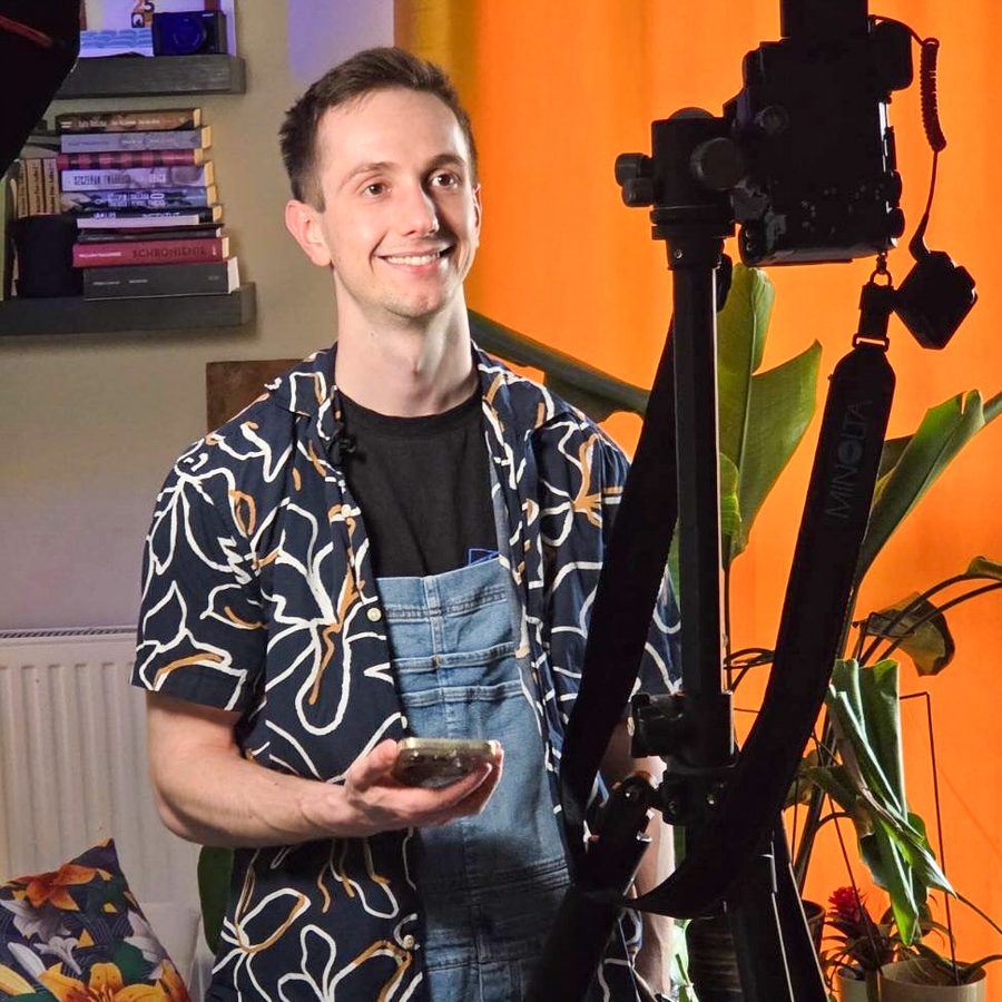 Filming content as part of a retainer